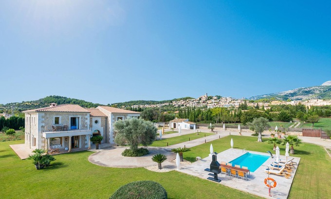 Selva Villa | Propiedad de lujo con piscina – Villa Ses Rentadores