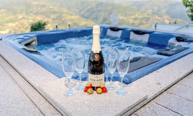 Baiao Otro | Luxurious Retreat with shared Pool & Jacuzzi in the Heart of Douro