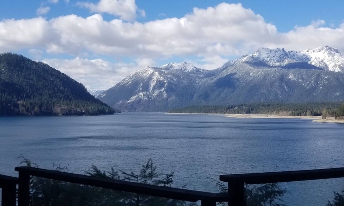 Hoodsport Casa | Retiro de lujo en el lago Cushman