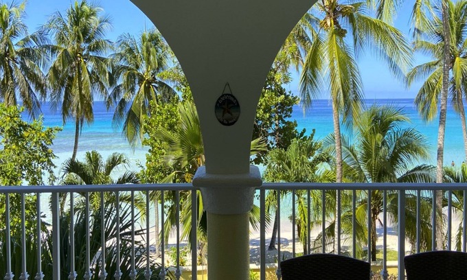 Dover Condominio | Luxurious Sapphire Beach Condo with amazing view
