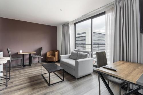 Chico Norte III Apartamento | Luxurious Small Apartment Bogotá Park, Wi-Fi, Gym