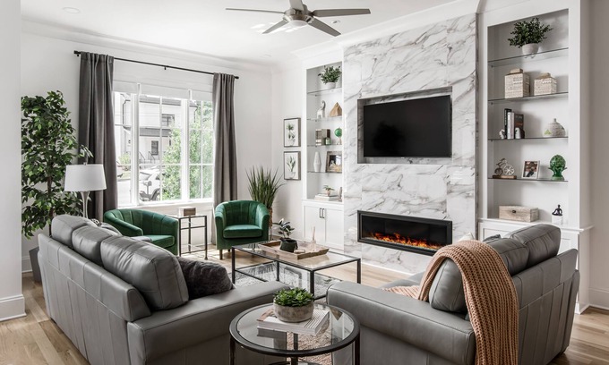 Edgehill Casa | LUXURIOUS & SPACIOUS TOWN HOME LOCATED 1-1/2 MILES TO DOWNTOWN NASHVILLE