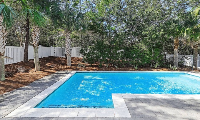 White's Gulfview Casa | Luxurious & Spacious Home | Pool, Golf Cart, Bikes, Private Beach Access!
