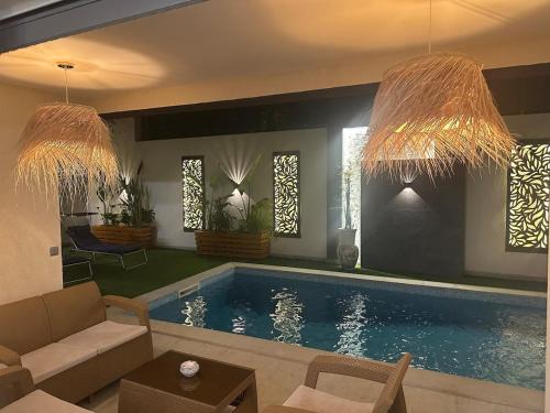 Mrezga Apartamento | Luxurious Stella 2-bedroom Apartment with Pool