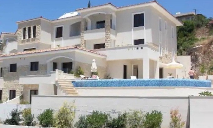 Peyia Town Apartamento | Luxurious, top floor apartment with infinity pool. and stunning panoramic views