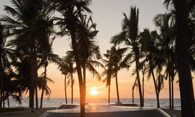 Barra de Potosi Condominio | Luxurious tropical villa facing the beach