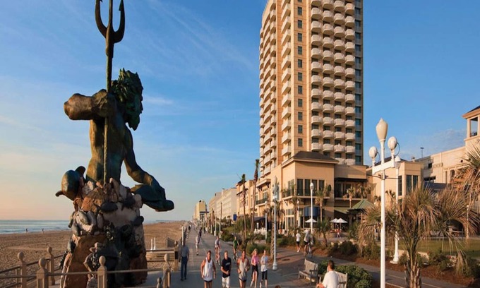 Northeast Virginia Beach Complejo | Lujoso apartamento de dos habitaciones en el sofisticado Oceanaire Resort Hotel en VA Beach.