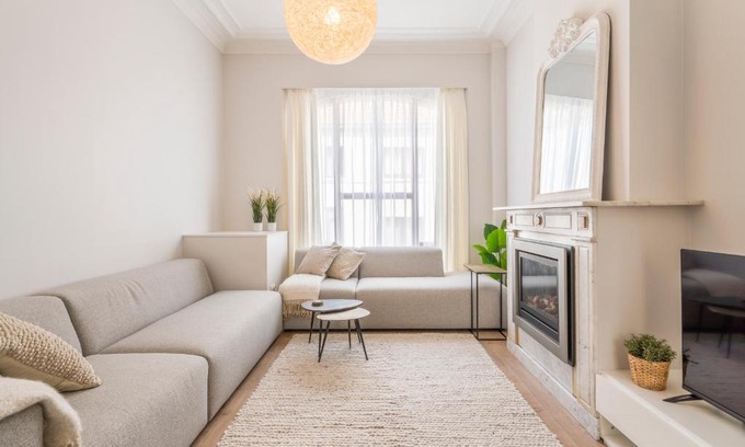 Vogelzang Casa | Luxurious, updated, warm & stunning Home terraces