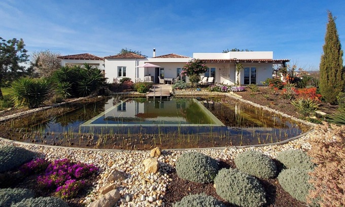 Olhao Casa | Luxurious vacation home with natural pool and sea view