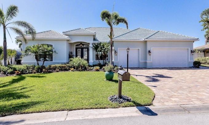 Biggar Casa | Luxurious Vacation Retreat with Direct Gulf Access NEW!
