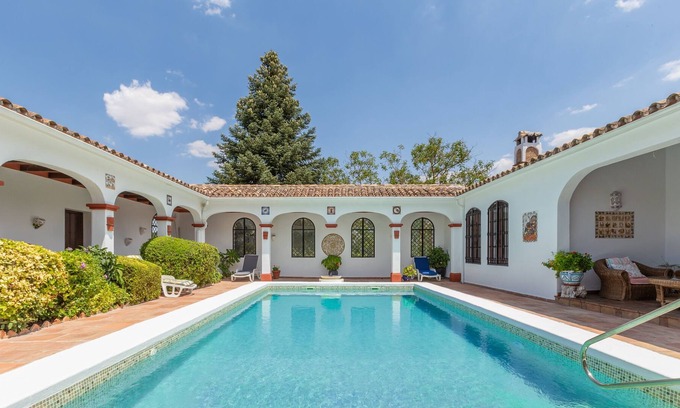 Ronda Casa | Lujosa villa "Finca La Cabra Ronda" con jardín y piscina privados, vistas a la montaña, AC y Wi-Fi