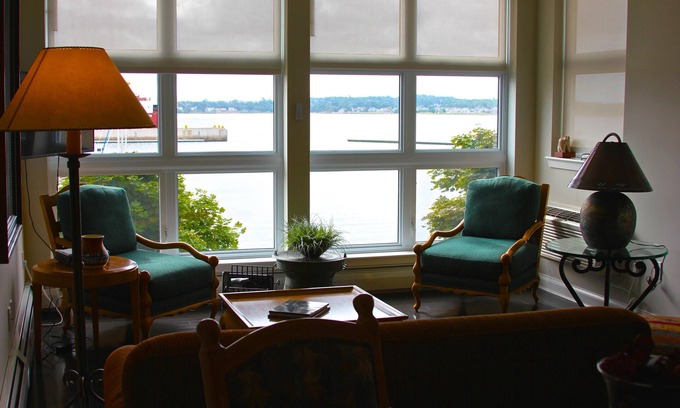 Queens Square Condominio | Lujoso condominio frente al mar en el centro de Charlottetown,
