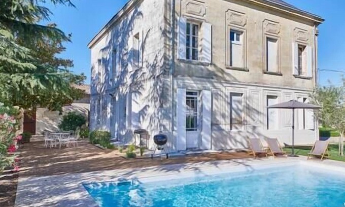 Saint-Pey-d'Armens Casa | Nuevo: Lujoso Wine Estate Saint-Emilion Grand Cru con piscina