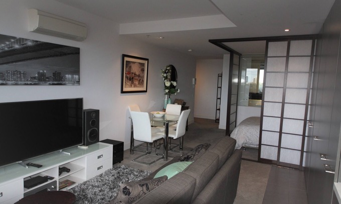 South Yarra Apartamento | Lujosas, excelentes vistas de la ciudad. Wi-Fi gratuito y estacionamiento
