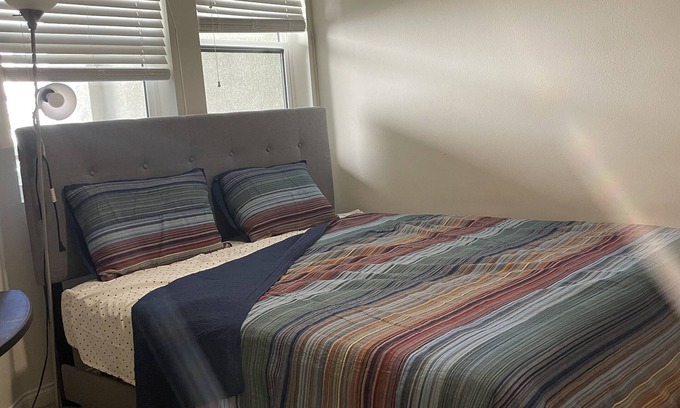 Mission Viejo Apartamento | Luxurious1b1b, Modern, Beach, John Wayne,spectrum