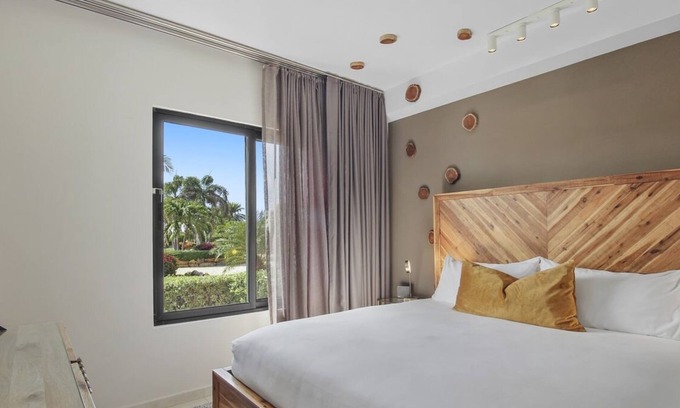 Gold Coast Condominio | Luxury 1 bdrm boutique Condo in Gold Coast -Malmok