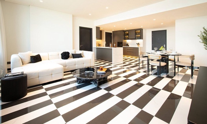 Bur Dubai Apartamento | Luxury 1 Bed Apartment in Sky Gardens