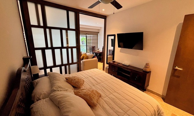 Tohoku Apartamento | Luxury 1-Bedroom Condo Near Beach & 5th Ave – Rooftop & Amenities