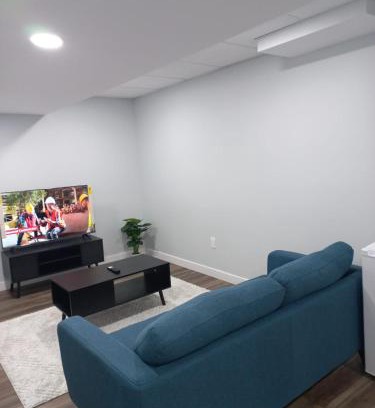 Transcona Apartamento | Luxury 1 Bedroom Basement Suite