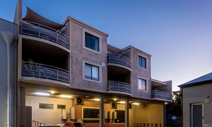 Subiaco Apartamento | Luxury 1 Bedroom Retreat in the Heart of Subiaco