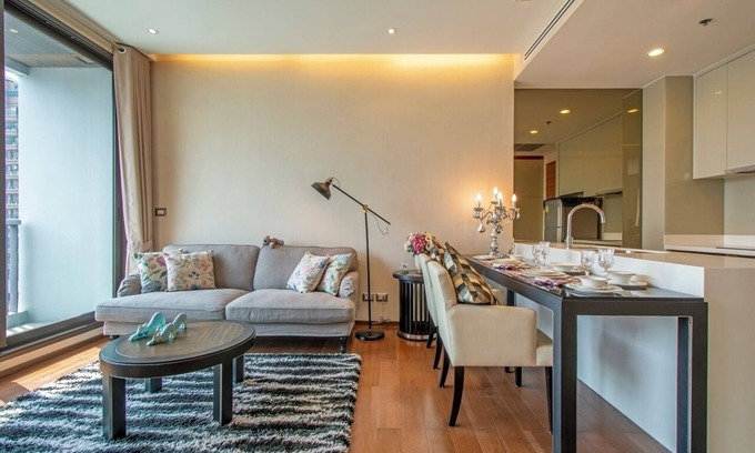 Sukhumvit Apartamento | Luxury 1Bed 1Bath 300m BTS Phrom Phong, EmQuartier, Emporium, EmSphere, FreeWifi