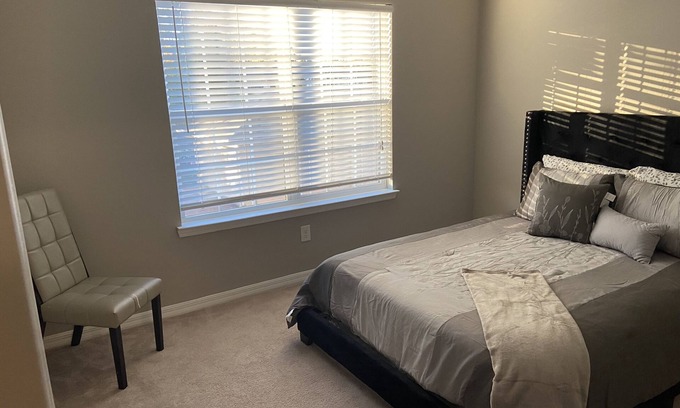 Newell Apartamento | Luxury 1BR Apt Rental Unit