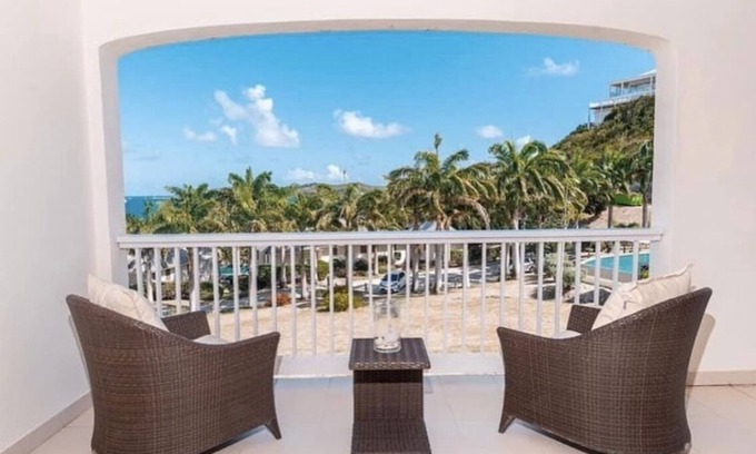 Freetown Condominio | Luxury 2 bdrm Antigua Holiday Home at private Nonsuch Bay Residences