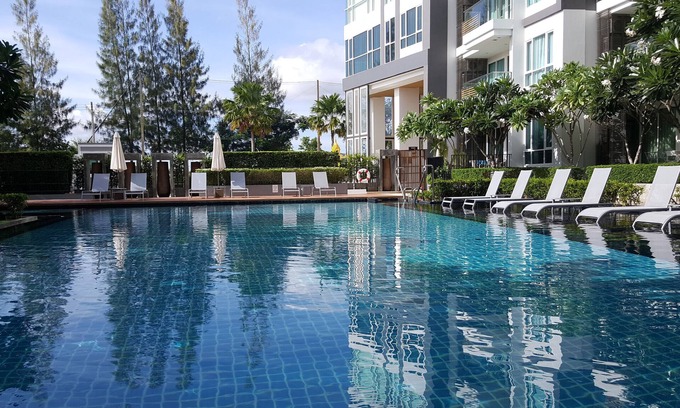 Nong Kae Apartamento | Apartamento de lujo de 2 dormitorios: campo de golf, piscina y vistas al mar.