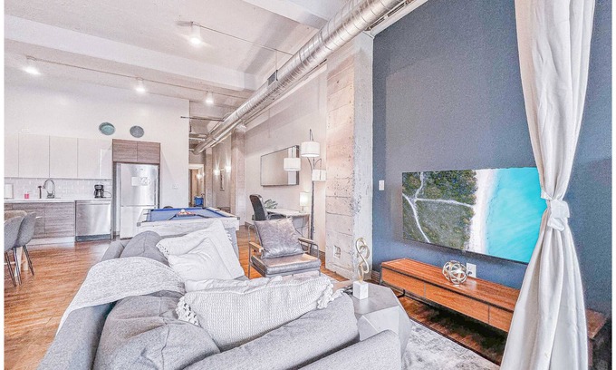 Downtown Dallas Apartamento | Elegant 2BD | DT Dallas | Sleeps 16 | Free Parking