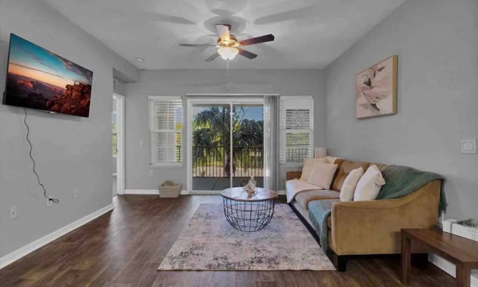 Ocoee Apartamento | Luxury 2BDR /Gated/Resort Style Pool/Gym/FastWifi