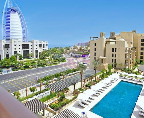 Umm Suqeim 3 Apartamento | Luxury 2BR Apartment with Iconic Burj Al Arab View from the Swimming Pool