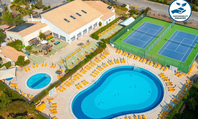 Portimao Apartamento | Luxury 2BR Apt w/ Pools & BBQ – Portimão/Alvor