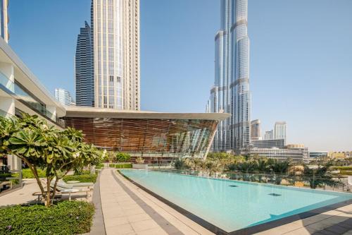 Downtown Dubai Apartamento | Luxury 2BR Burj Khalifa & Dubai Mall Fountain View