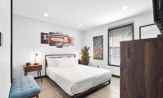 Wilton Manors Villa | Luxury 2BR Villa | Modern Comfort & Style