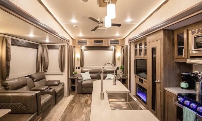 Nipomo Casa | Luxury 3-Bedroom 42' Home on Wheels with Bunk Room & Loft