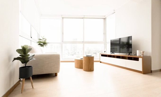 Tumba Vieja Apartamento | Luxury 3 Bedroom apt free park balcony City View