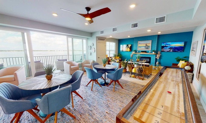 Fort Myers Apartamento | Luxury 3-bedroom apartment with amazing amenities near downtown Ft. Myers