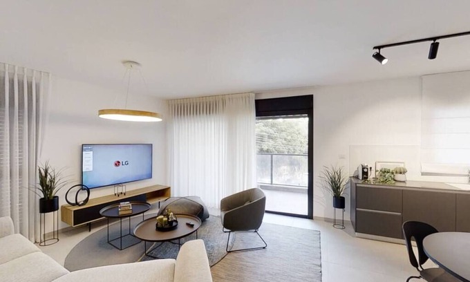 Haifa Apartamento | Luxury 3 Bedroom new apartment-Beach&Bahai Gardens