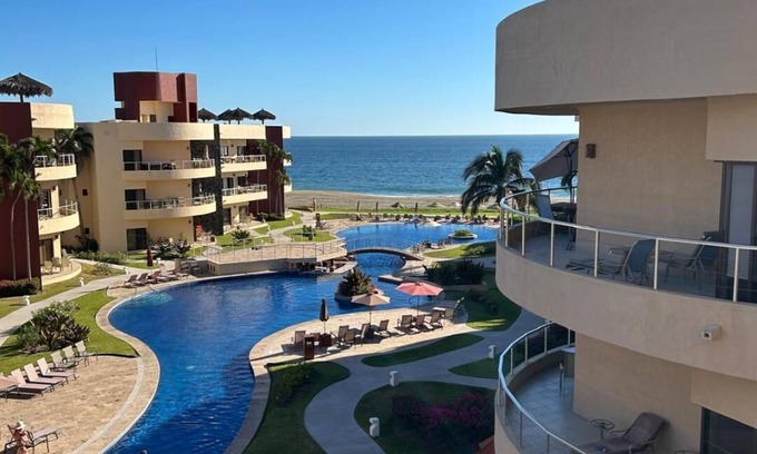 Isla Navidad Condominio | Luxury 3 Bedroom Penthouse Condo at Playa Grande Resort ,Mexico
