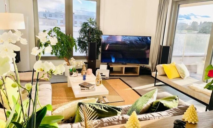 Bertrange Apartamento | Luxury 3 bedrooms- Terrace and Parking
