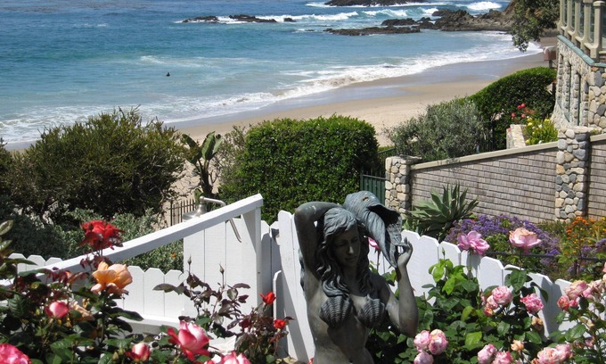 Laguna Beach Casa | Increíble casa de playa de lujo de 3 pisos en la arena en North Laguna.