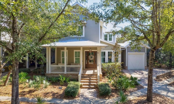 Gulfview Heights Casa | Luxury 30A Home, Golf Cart, Beach 0.5m, Sleeps 12