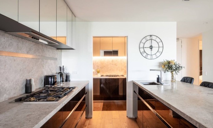 Melbourne Apartamento | Luxury 4 Bedroom Apt - Parking, pool and views