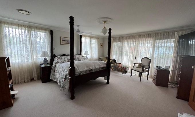 Dee Why Casa | Luxury 4 bedroom house