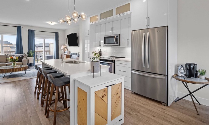 Halifax Casa | ☆ Luxury 3 Bedroom ☆Netflix Cable