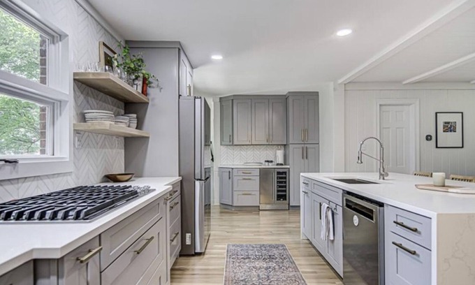 Winston - Salem Casa | Luxury 4 Bedroom + optional Cigar Lounge