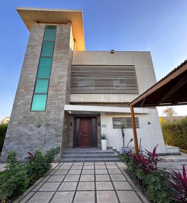 Nasr City Apartamento | Luxury 4 Bedroom Villa at Gardenia City Compound