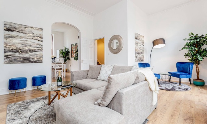 Kensington Apartamento | Casa de lujo de 4 camas a 2 minutos de High Street Ken / Olympia