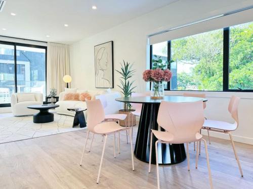 Greenlane Casa | Luxury 4Bedroom Townhouse in Central Greenlane - ASB Showgrounds & Cornwall Park