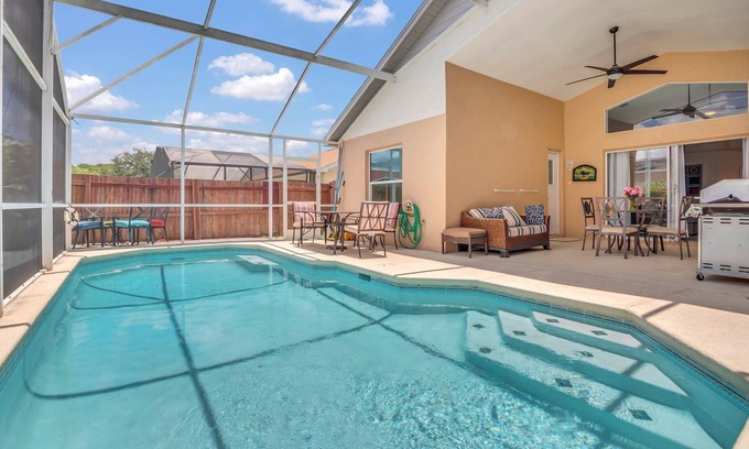 Indian Point Casa | Luxury 4BR Home - Pool, Games, BBQ - Near Disney!